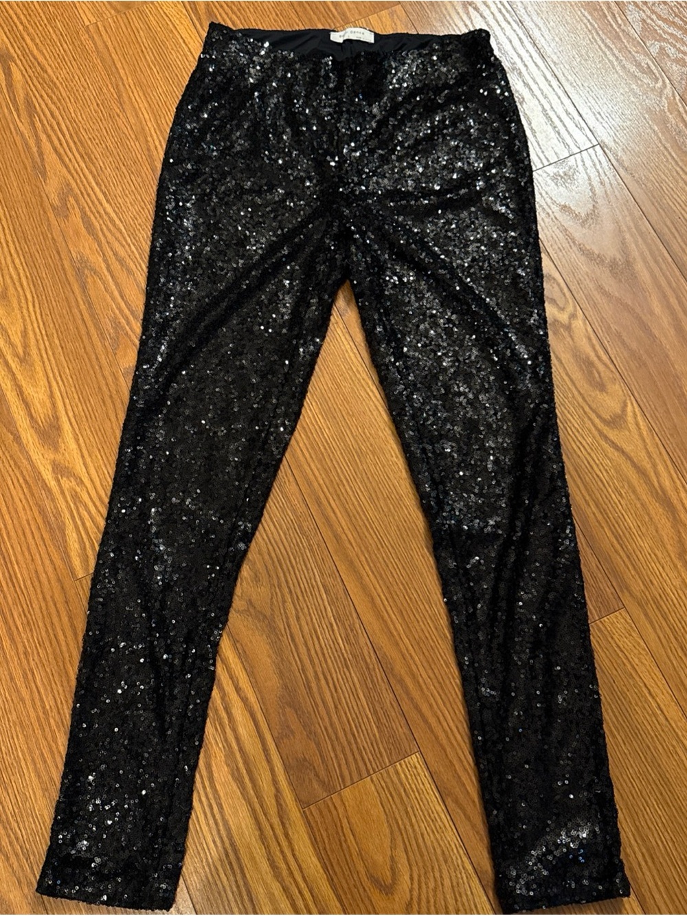 Bear Dance Black Sequin women’s Leggings - Size large